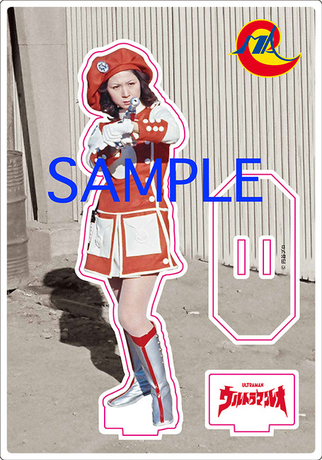 【直筆サイン入り】ウルトラマンレオ MAC 白川純子隊員×台座付きアクリルフィギュア